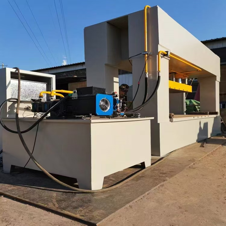 伺服门式压力机